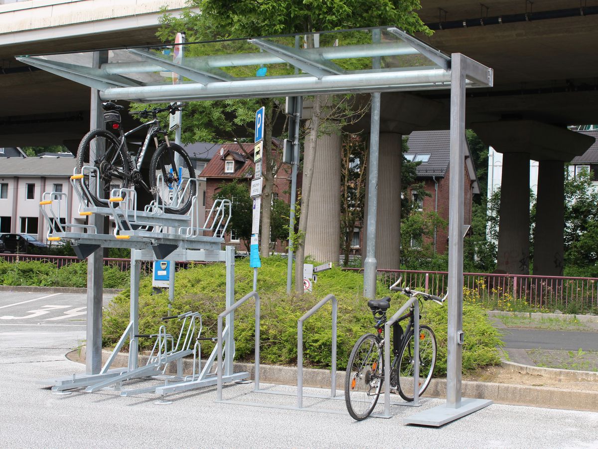 Ein Doppelstockparker mit maximal 16 Fahrrädern